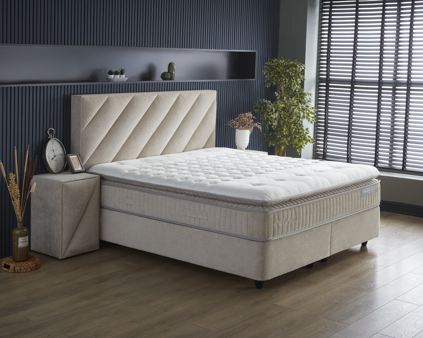 Boxspring met Opbergruimte Shinebedd - Complete set - Nº77 - Teddy Cream